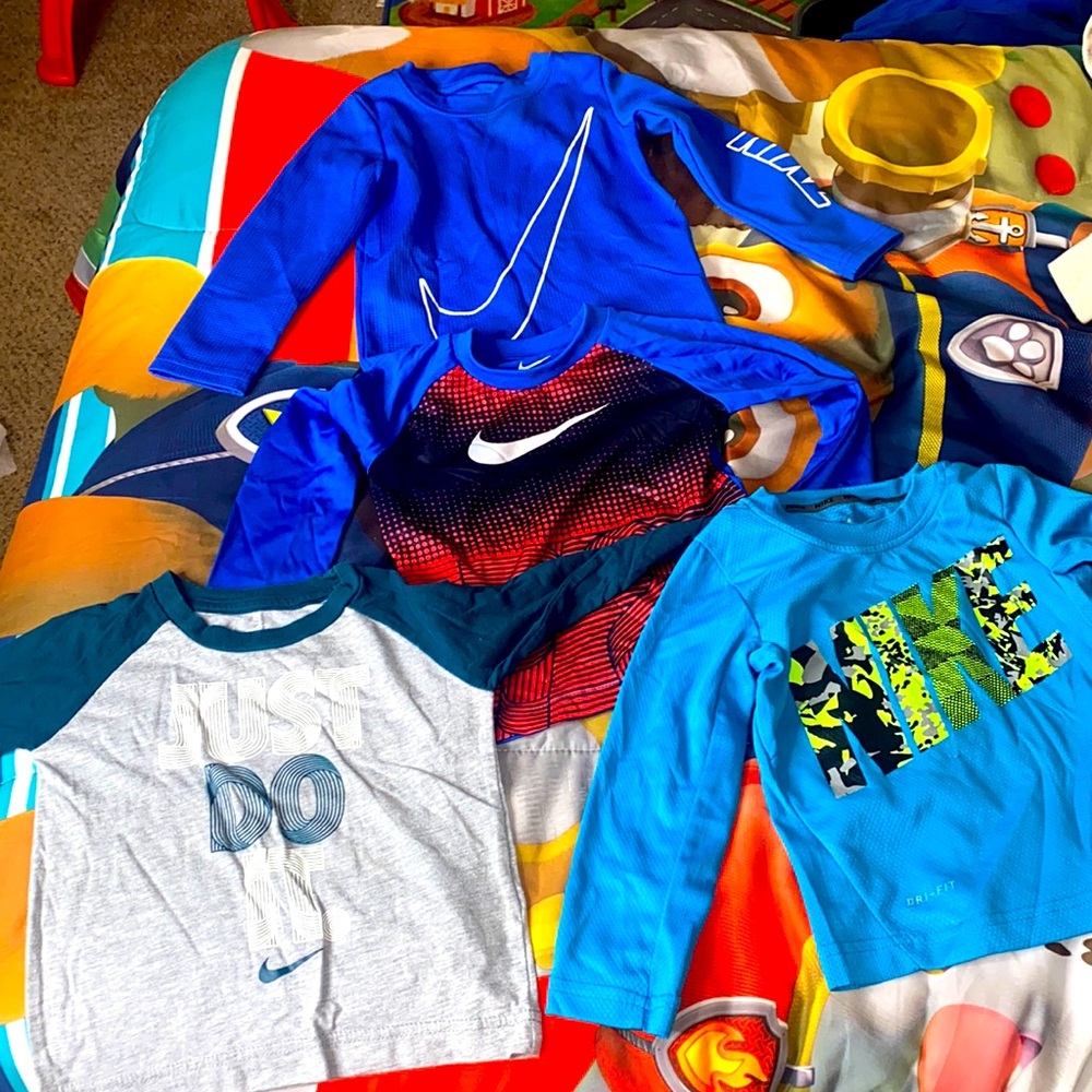 Nike Long Sleeve 2T Bundle